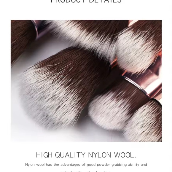 Professional 12PCS Makeup Brush Set - Picture 3 of 3